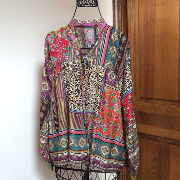 JOHNNY WAS 100% SILK PATCH FINN SILK TOP XXS but relaxed fit, fits a Medium - Picture 2 of 12